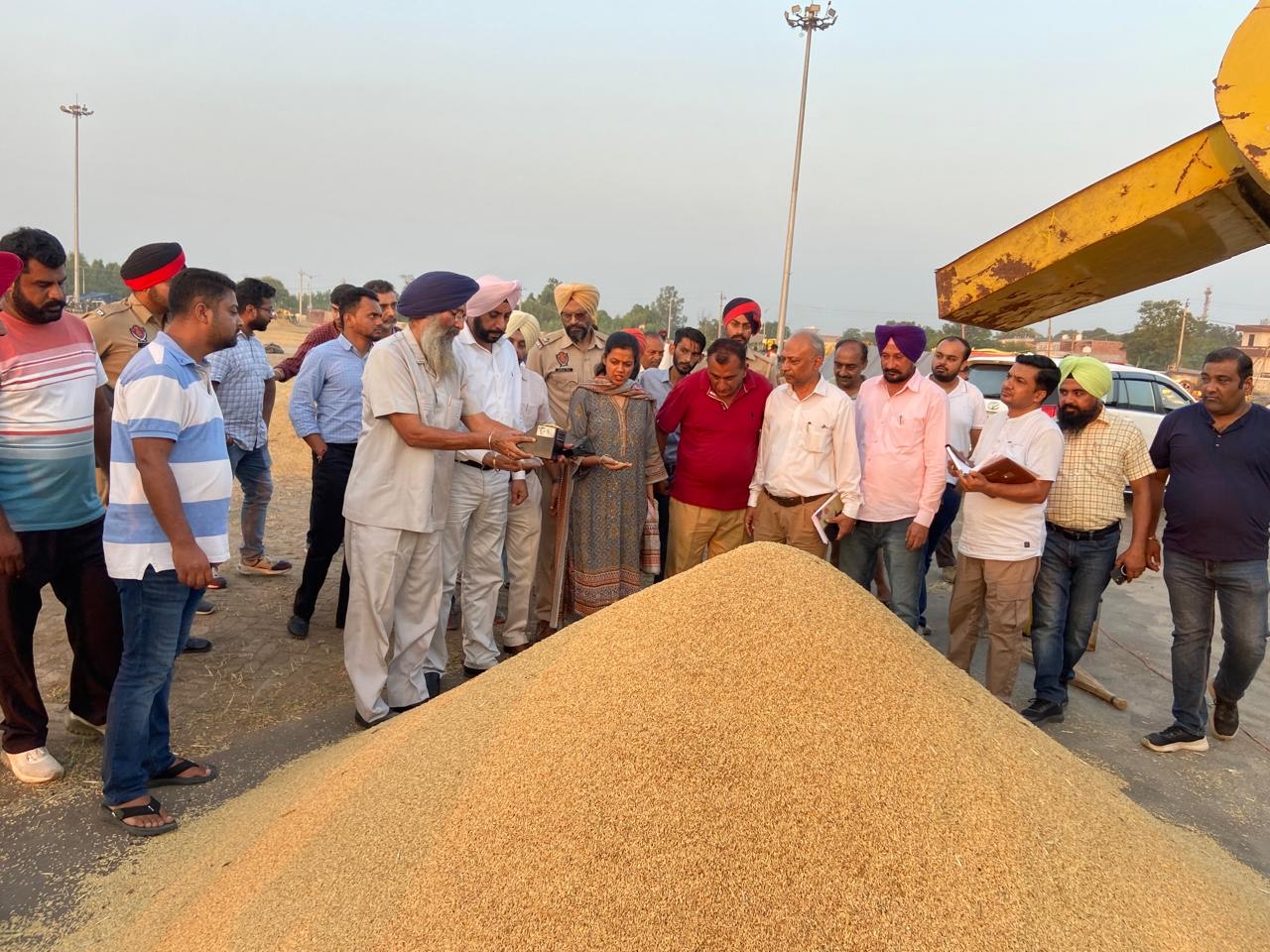 Paddy Procurement Kicks off in SAS Nagar Mandis